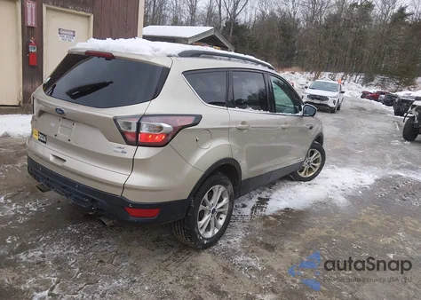 2017 Ford Escape Se z USA, uszkodzony, nr VIN 1FMCU9G93HUA63412